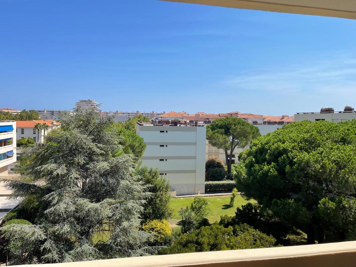 Frejus Plage - 50M2 Au Calme, Tout A Pieds Bagian luar foto